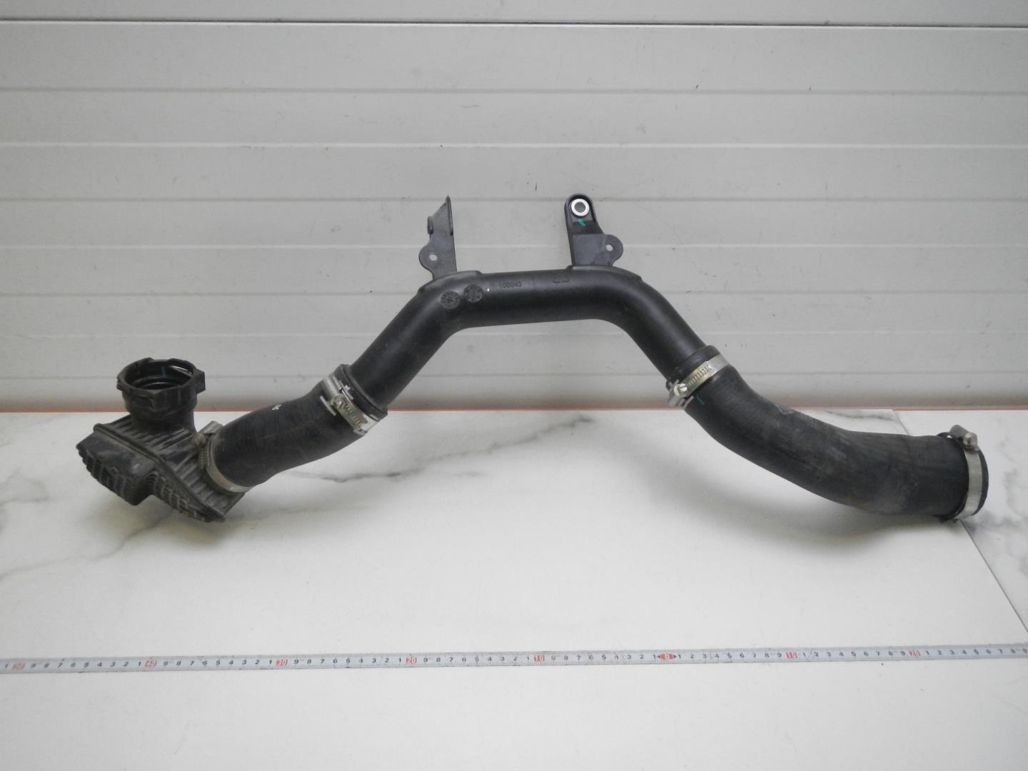 Патрубок интеркулера