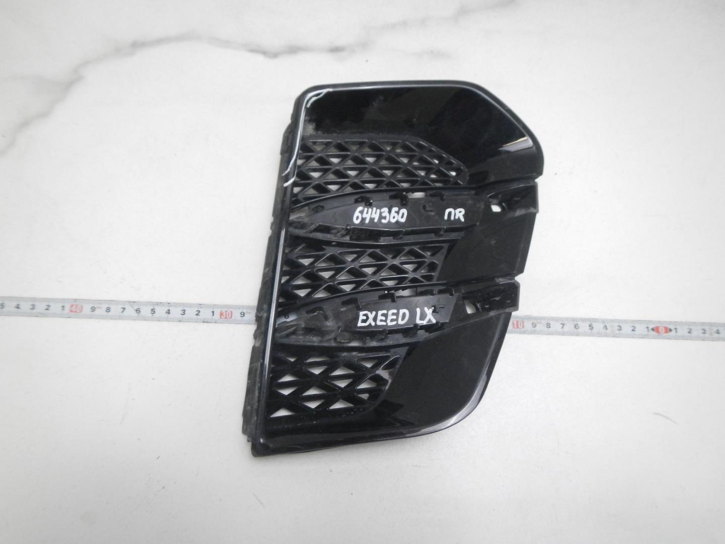 Решетка в бампер правая