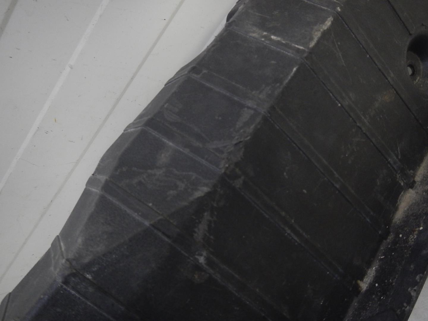 Обшивка багажника