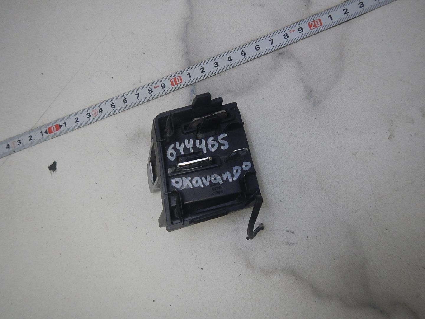 Заглушка буксировочного крюка