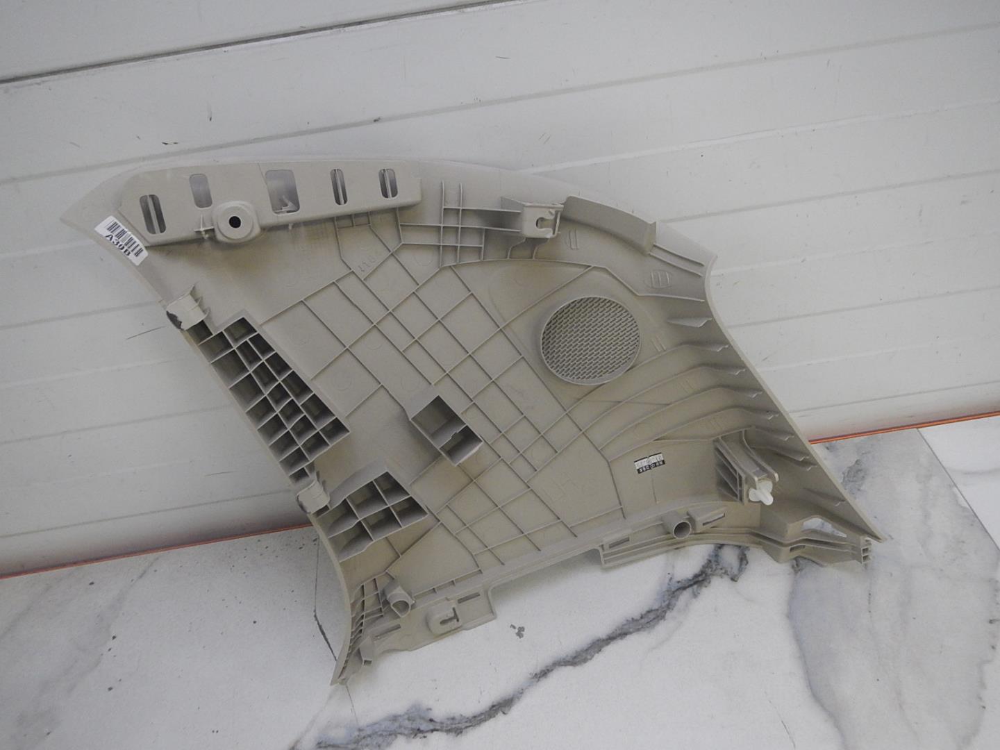 Обшивка стойки