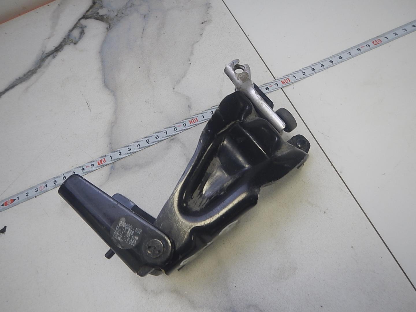 Ролик двери сдвижной верхний