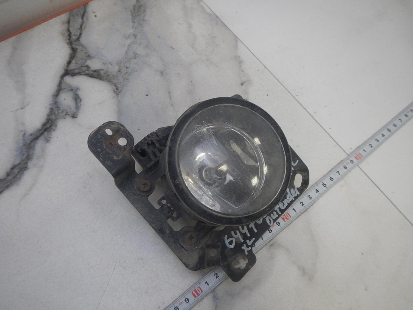 Фара противотуманная левая