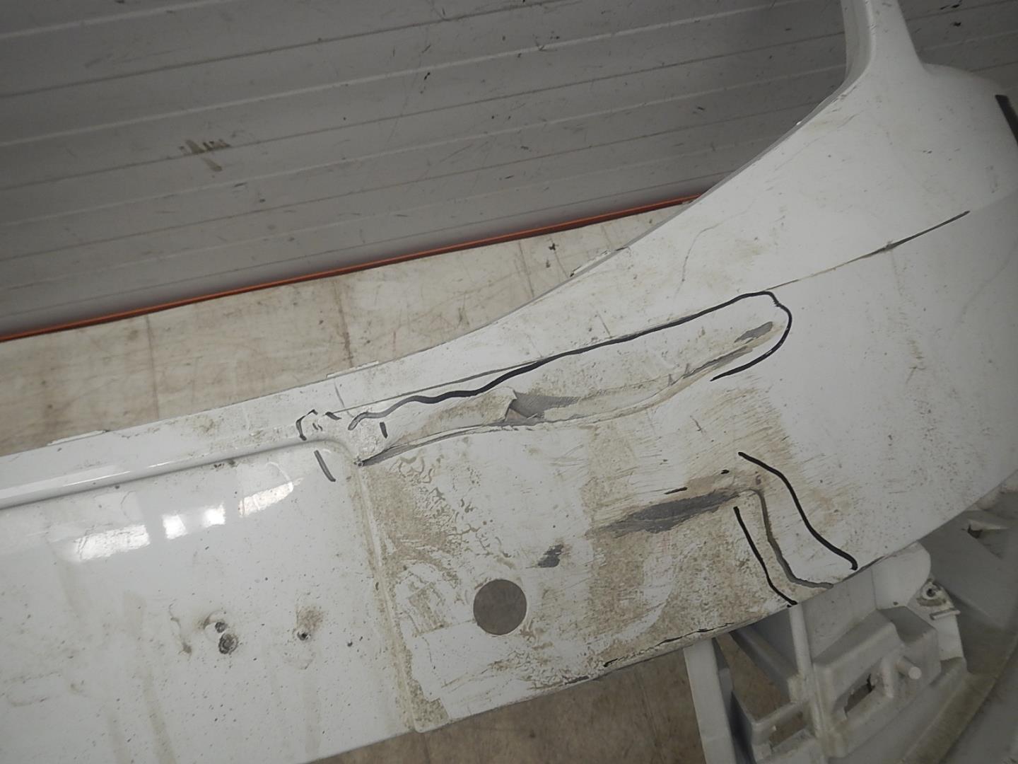 Бампер передний