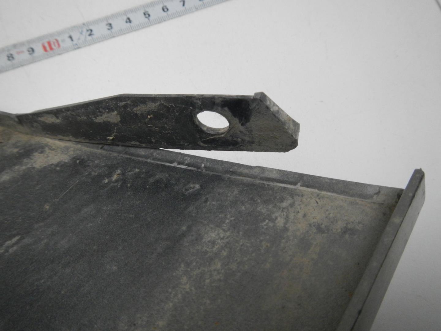 Накладка переднего бампера правая