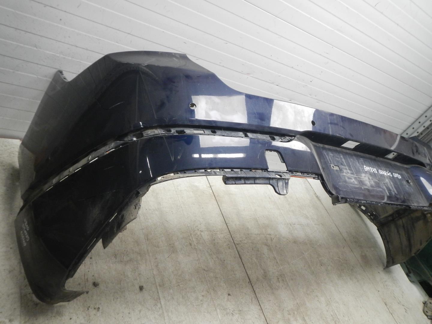 Бампер задний