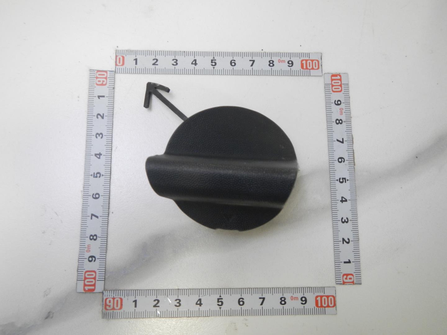 Заглушка буксировочного крюка