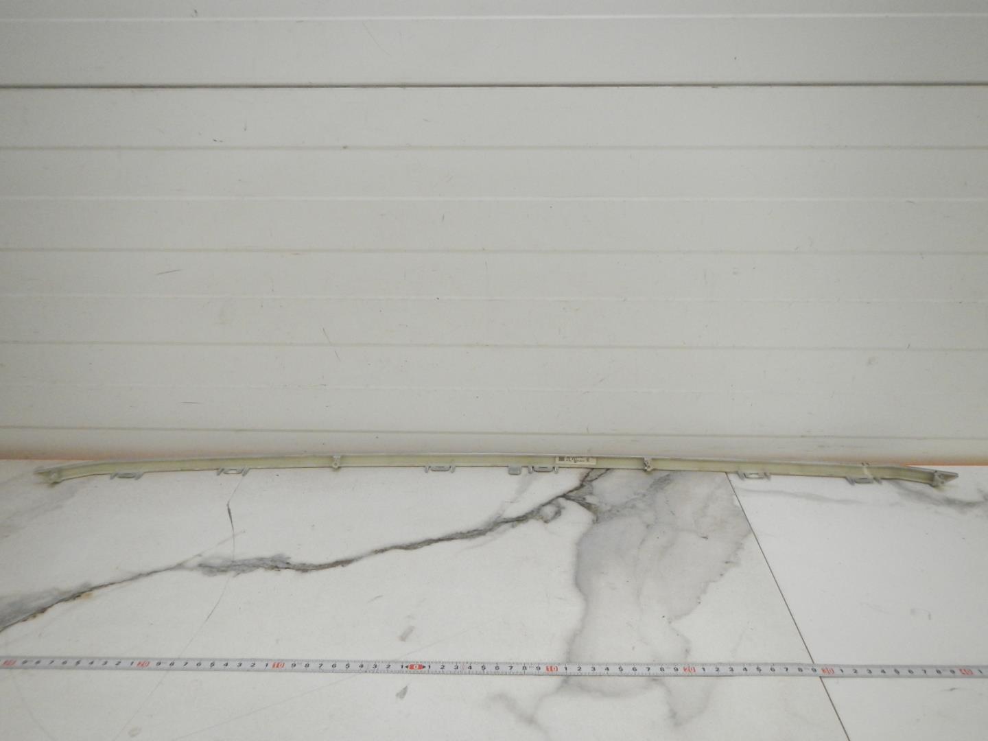 Молдинг заднего бампера