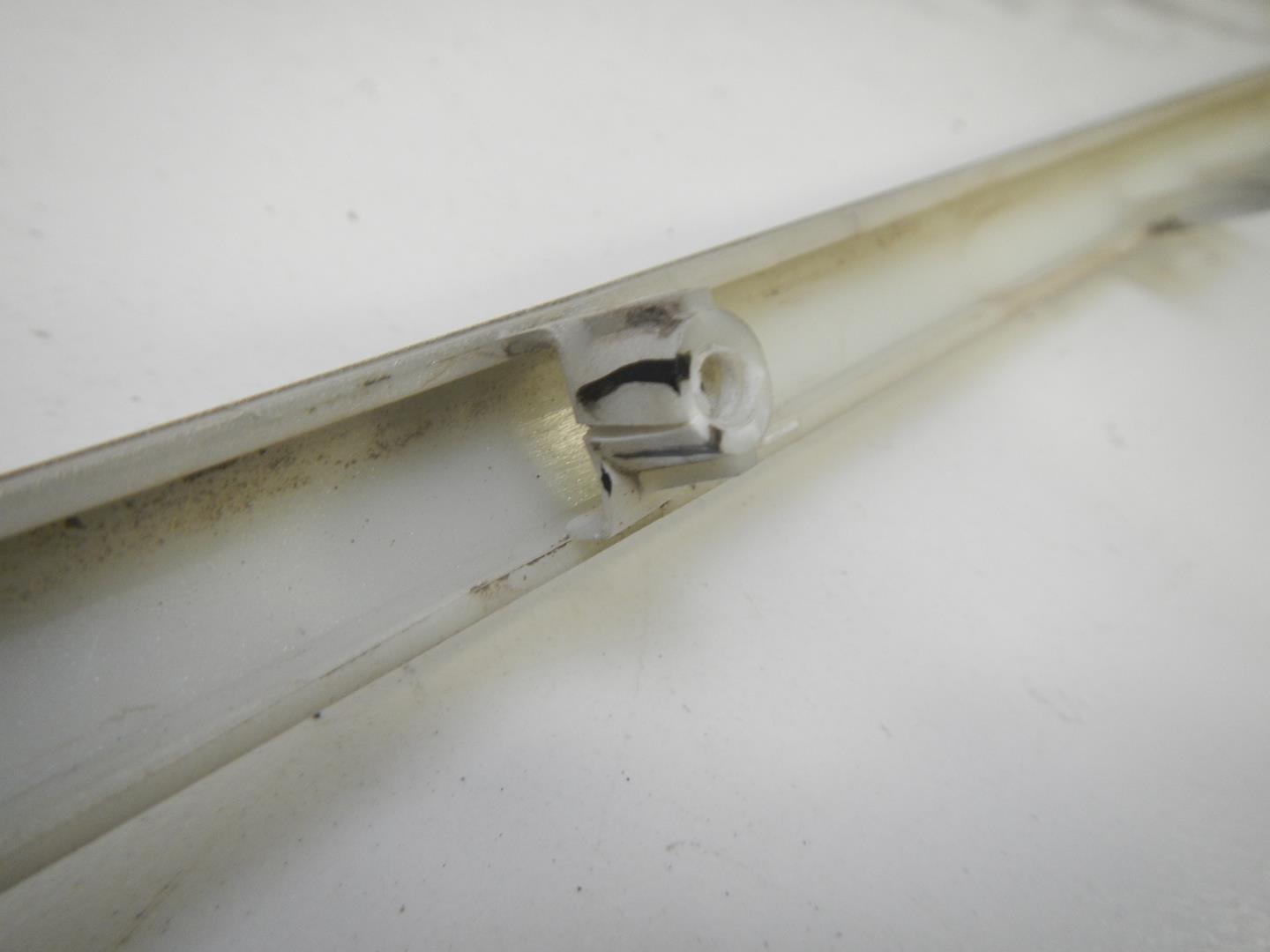 Молдинг заднего бампера