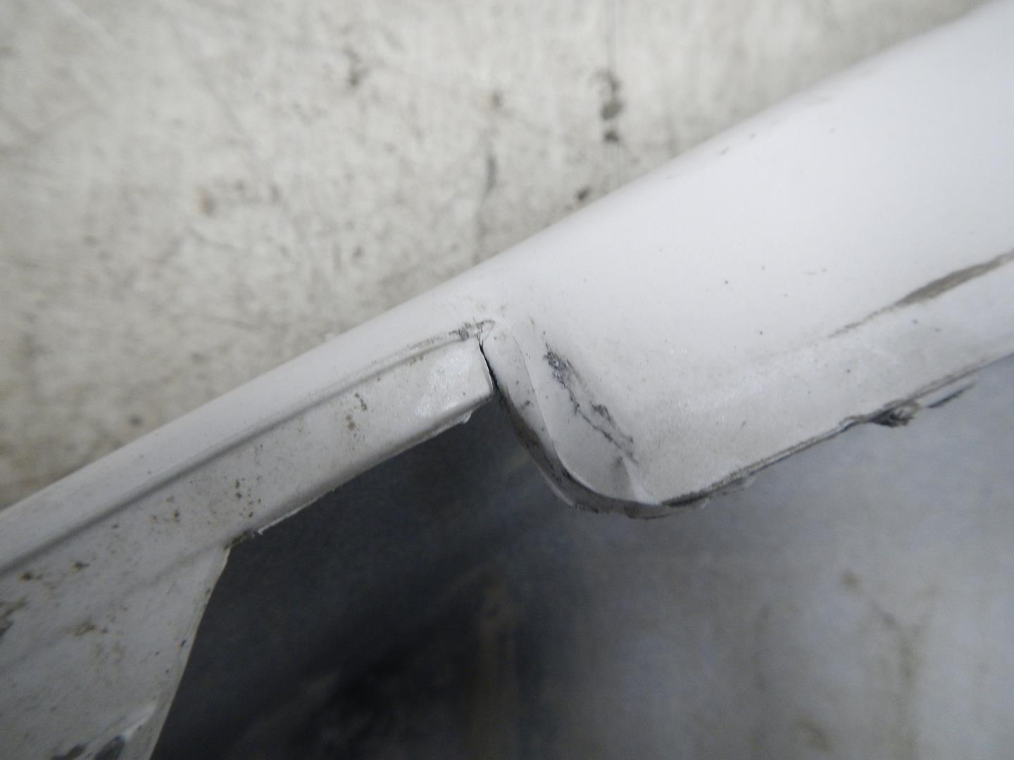 Накладка переднего бампера