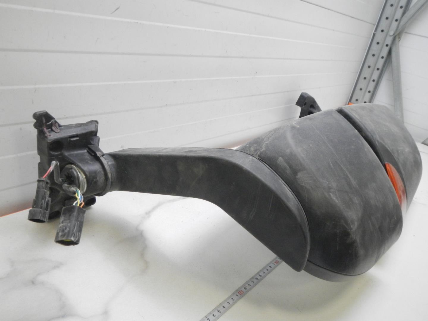 Зеркало левое электрическое