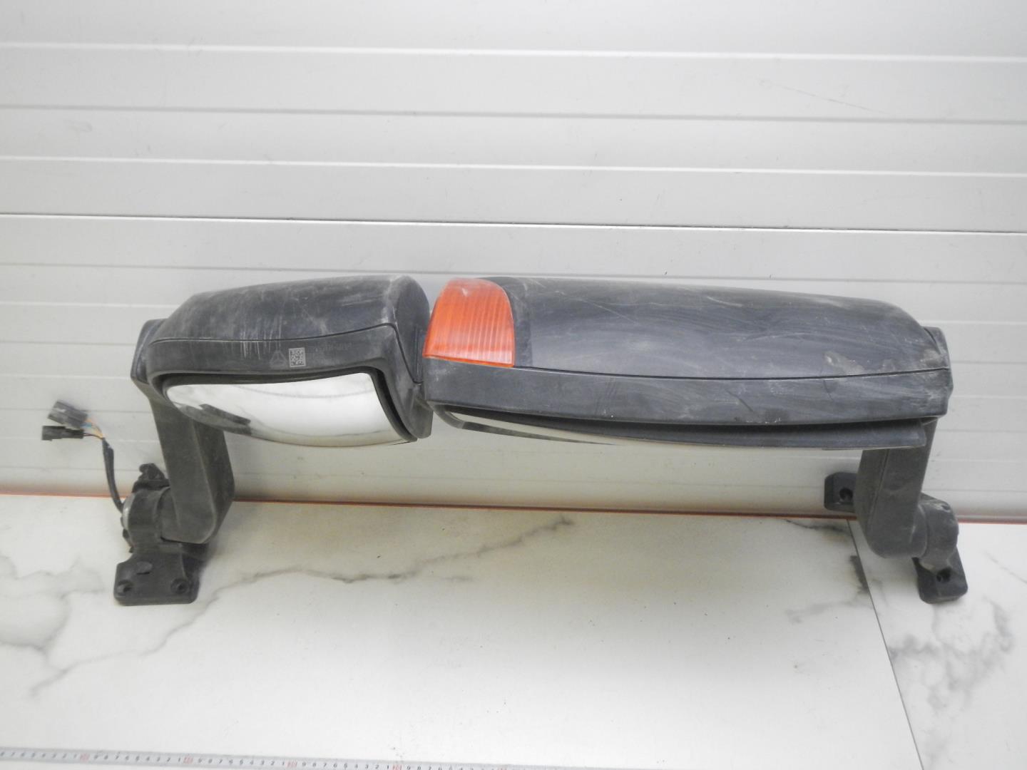 Зеркало левое электрическое