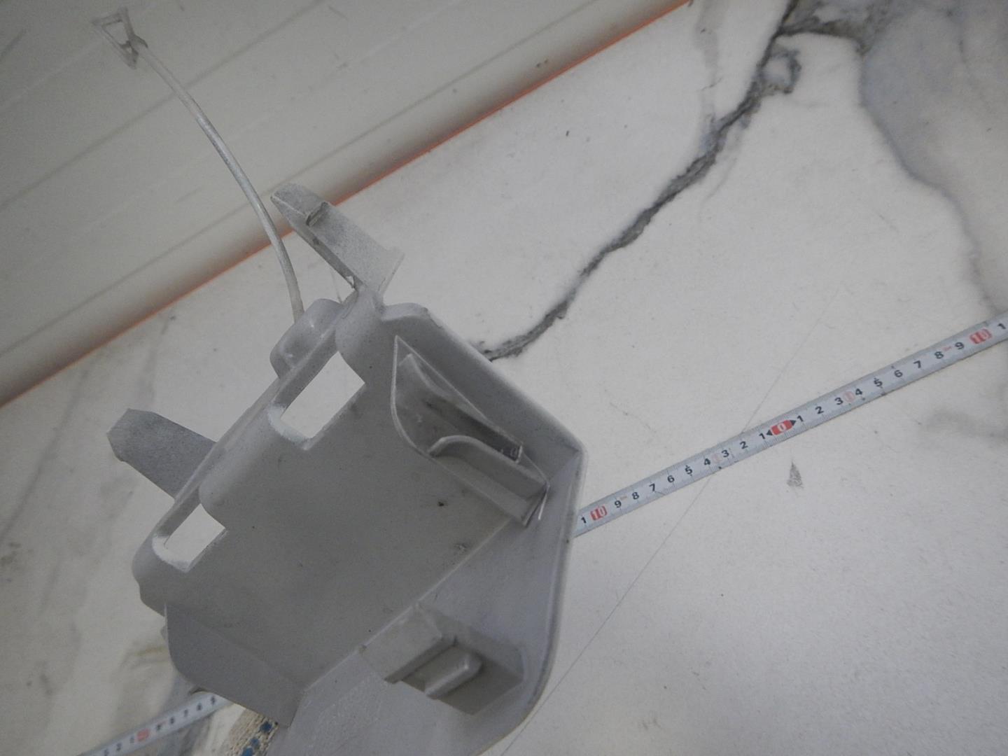 Заглушка буксировочного крюка