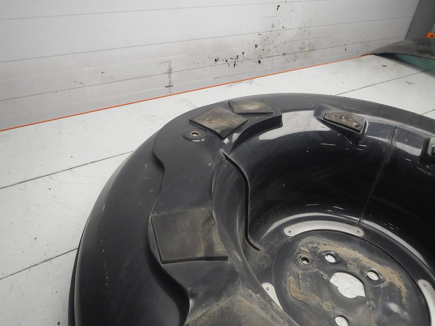 Чехол запасного колеса