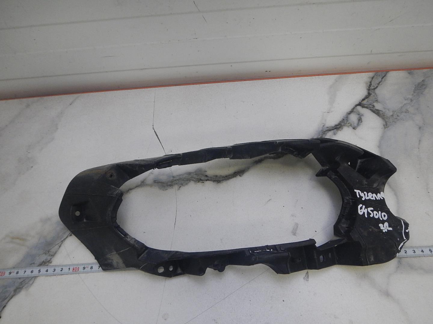 Кронштейн заднего бампера правый