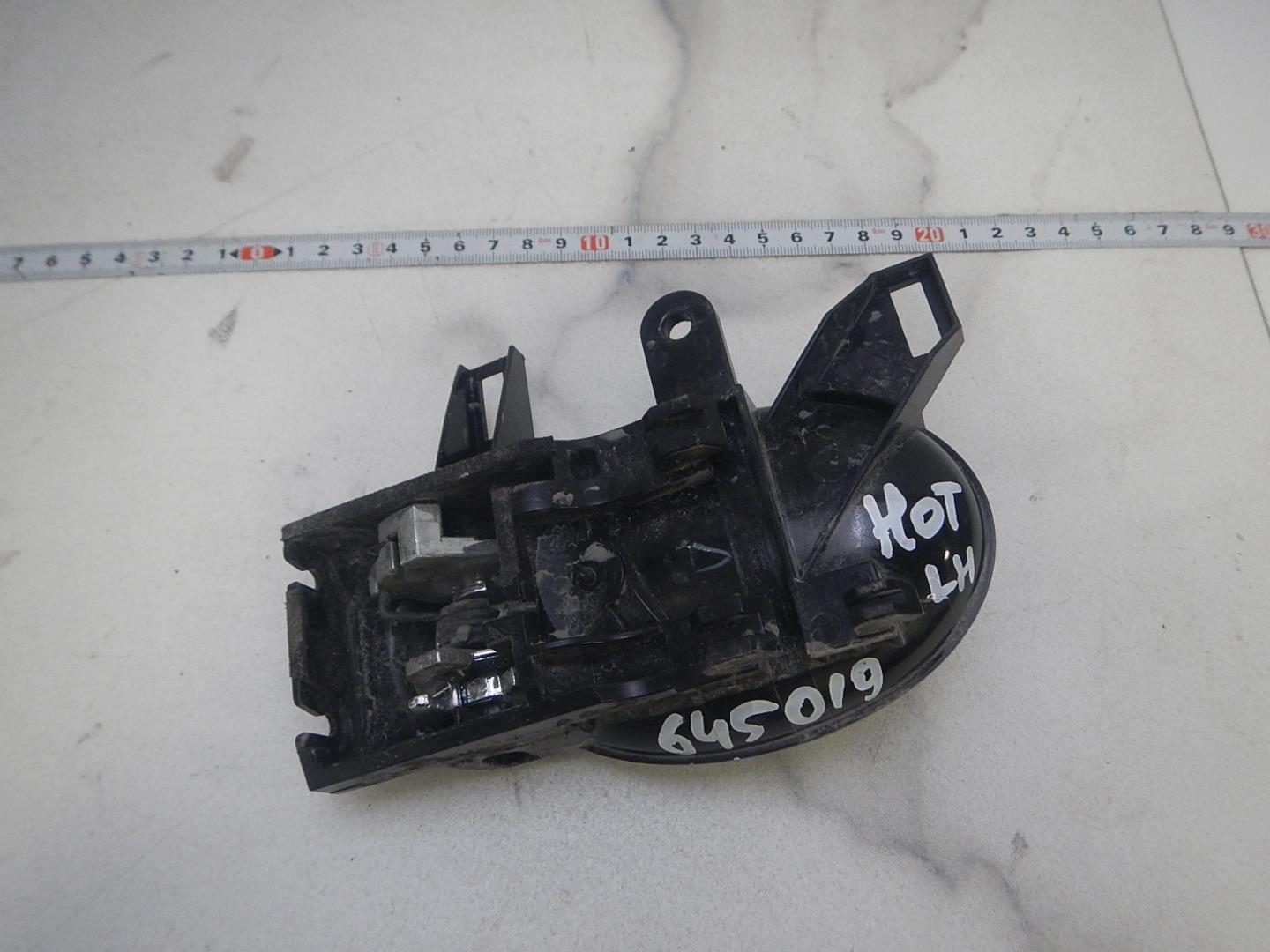 Ручка двери внутренняя левая