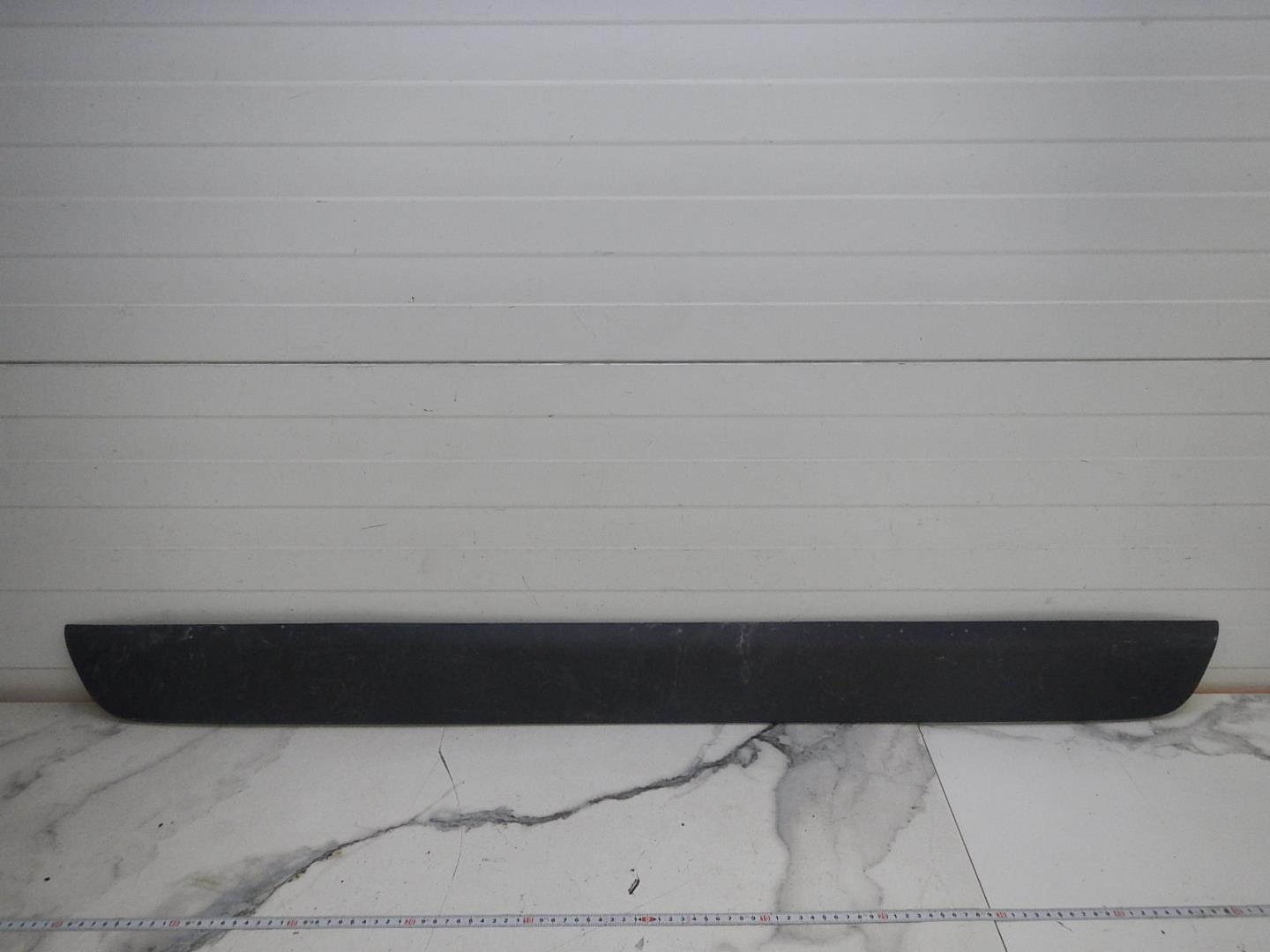 Накладка двери багажника