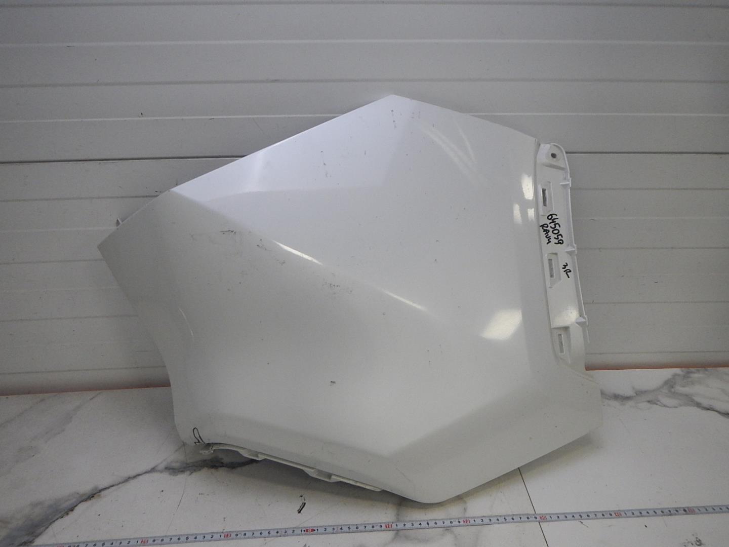 Накладка заднего бампера правая