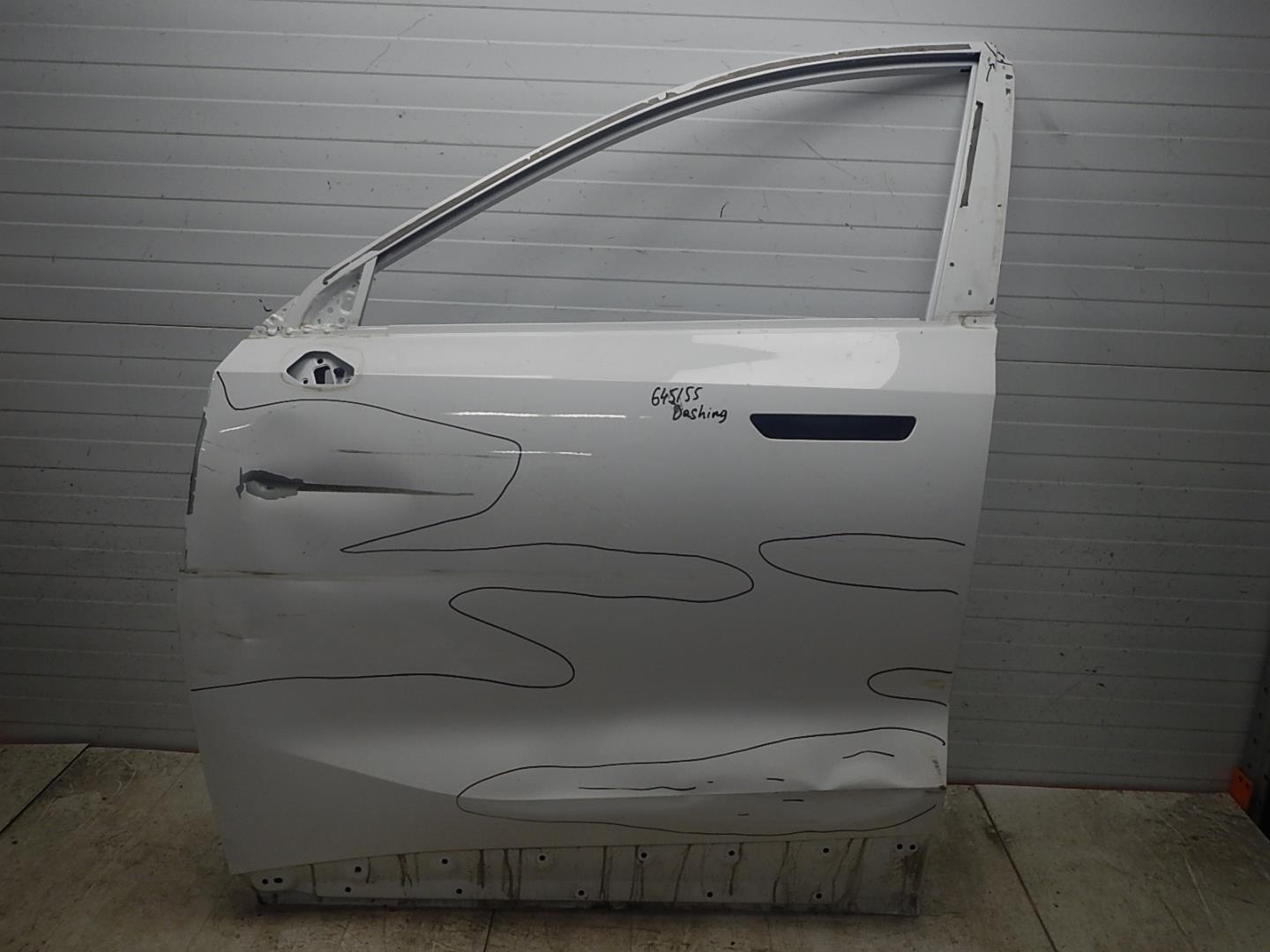 Дверь передняя левая
