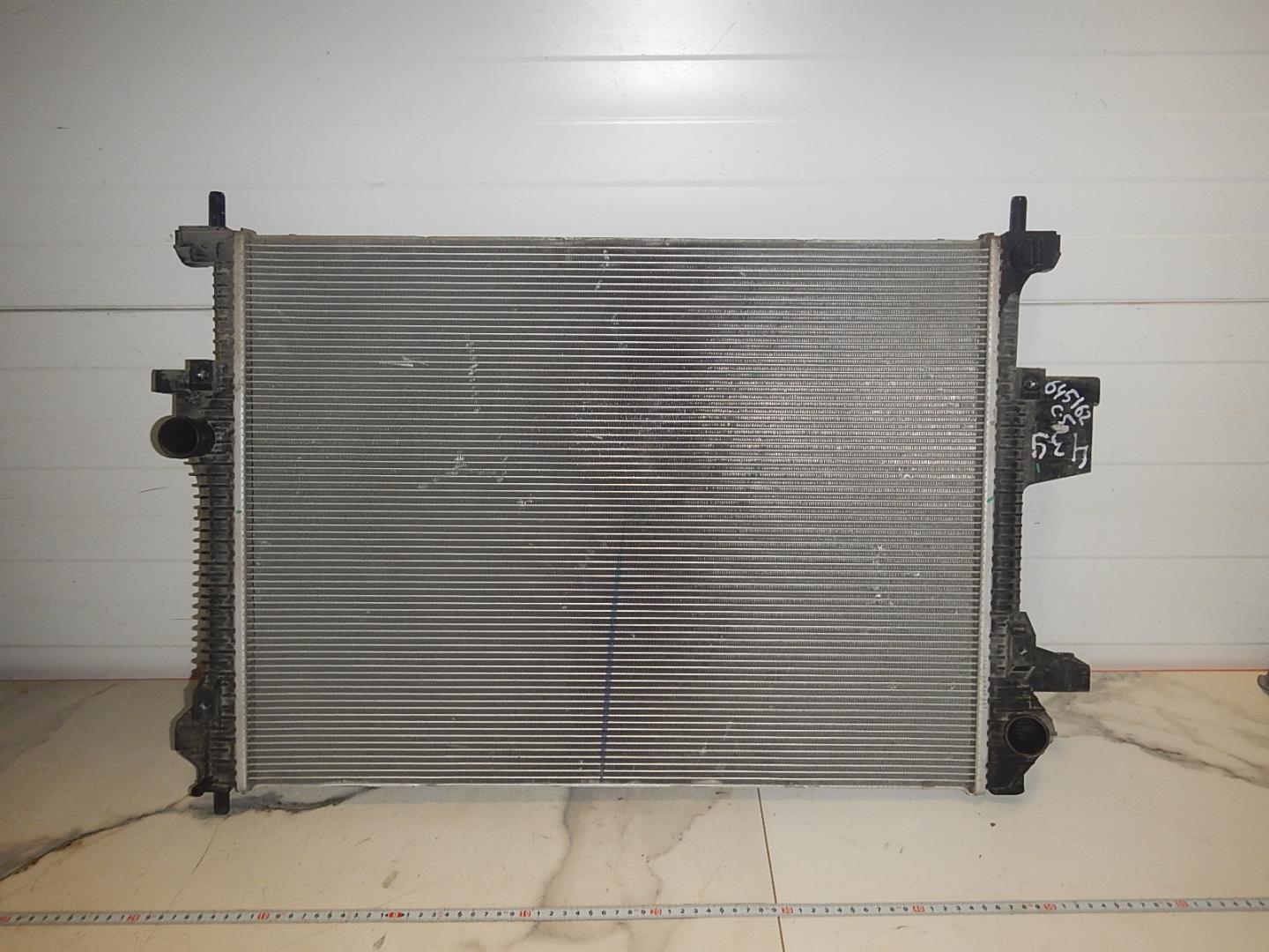 Радиатор охлаждения двигателя основной