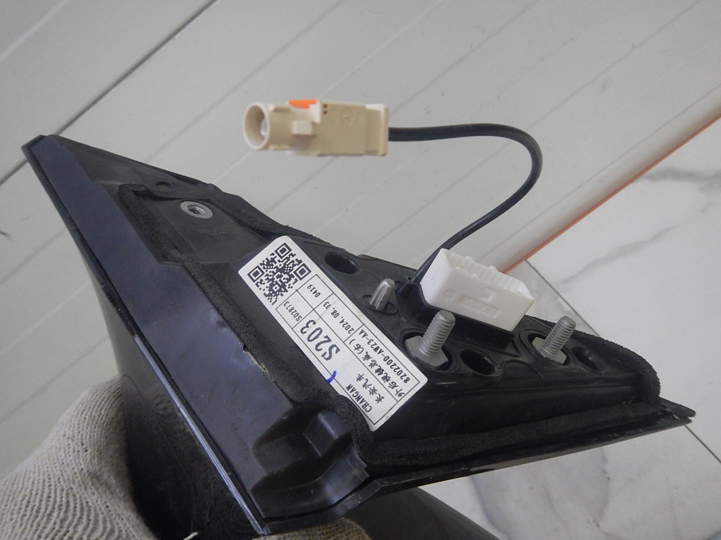 Зеркало правое электрическое