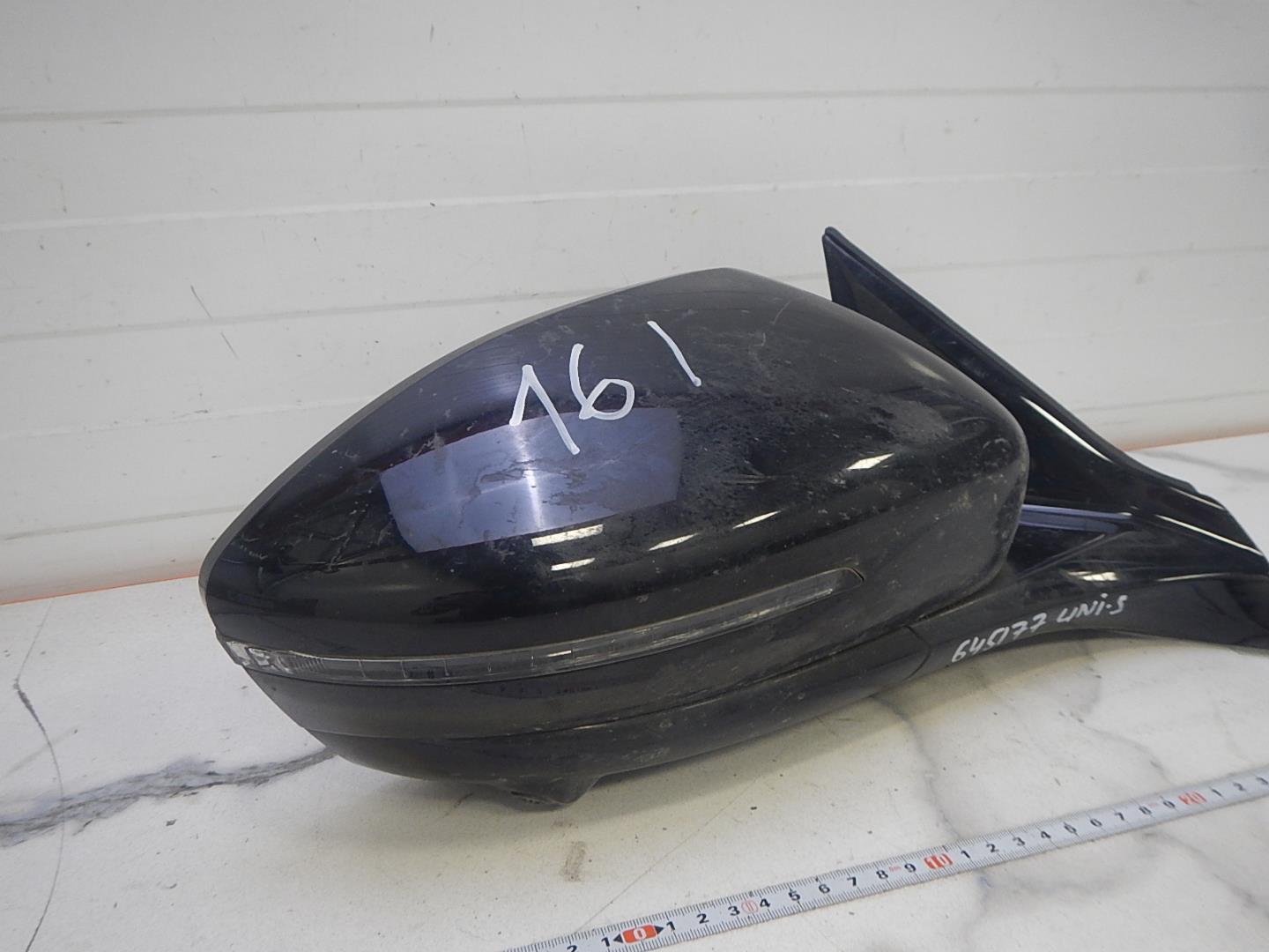 Зеркало правое электрическое