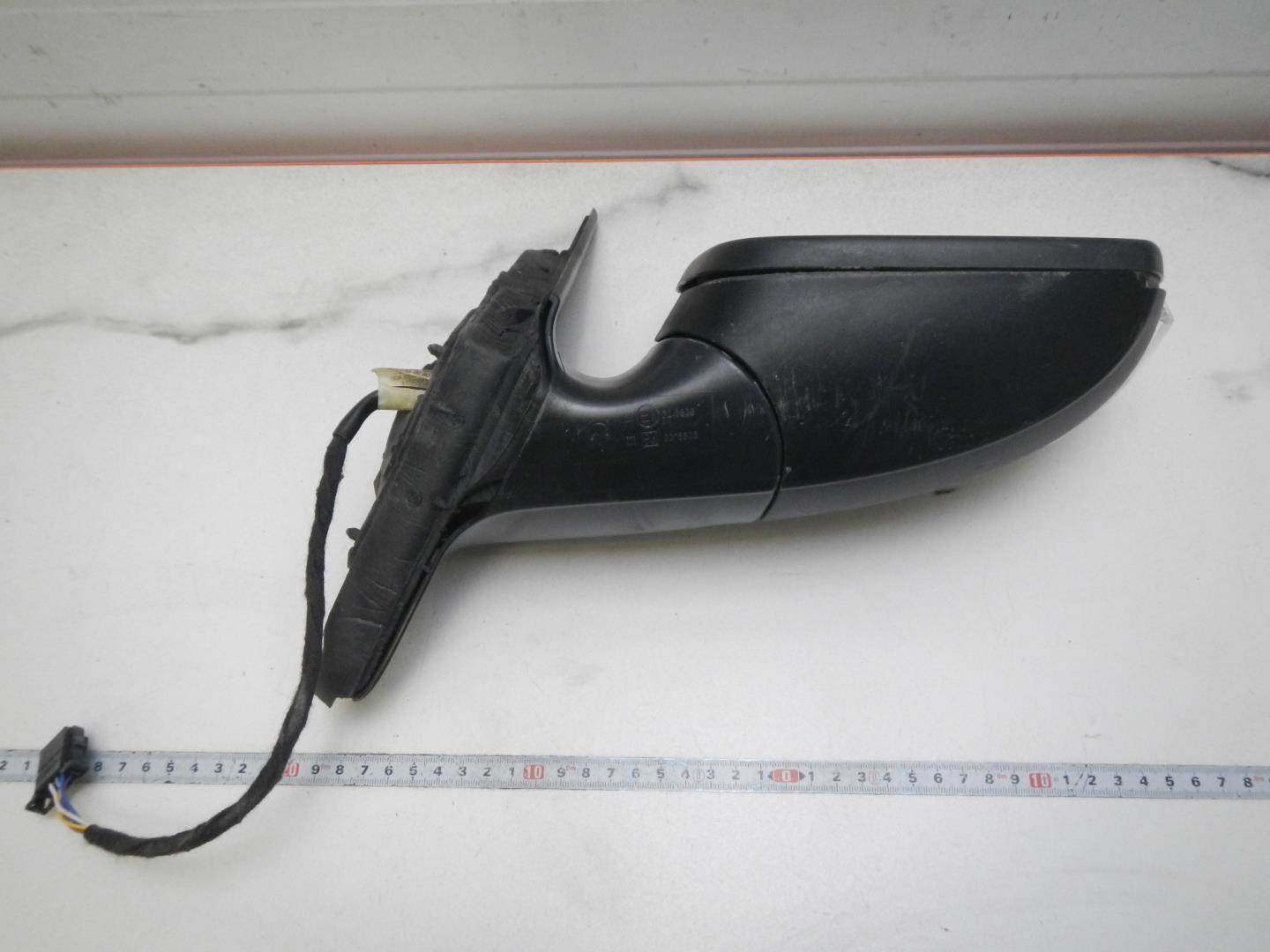 Зеркало правое электрическое