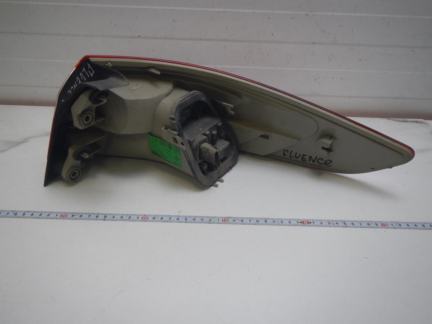 Фонарь задний левый