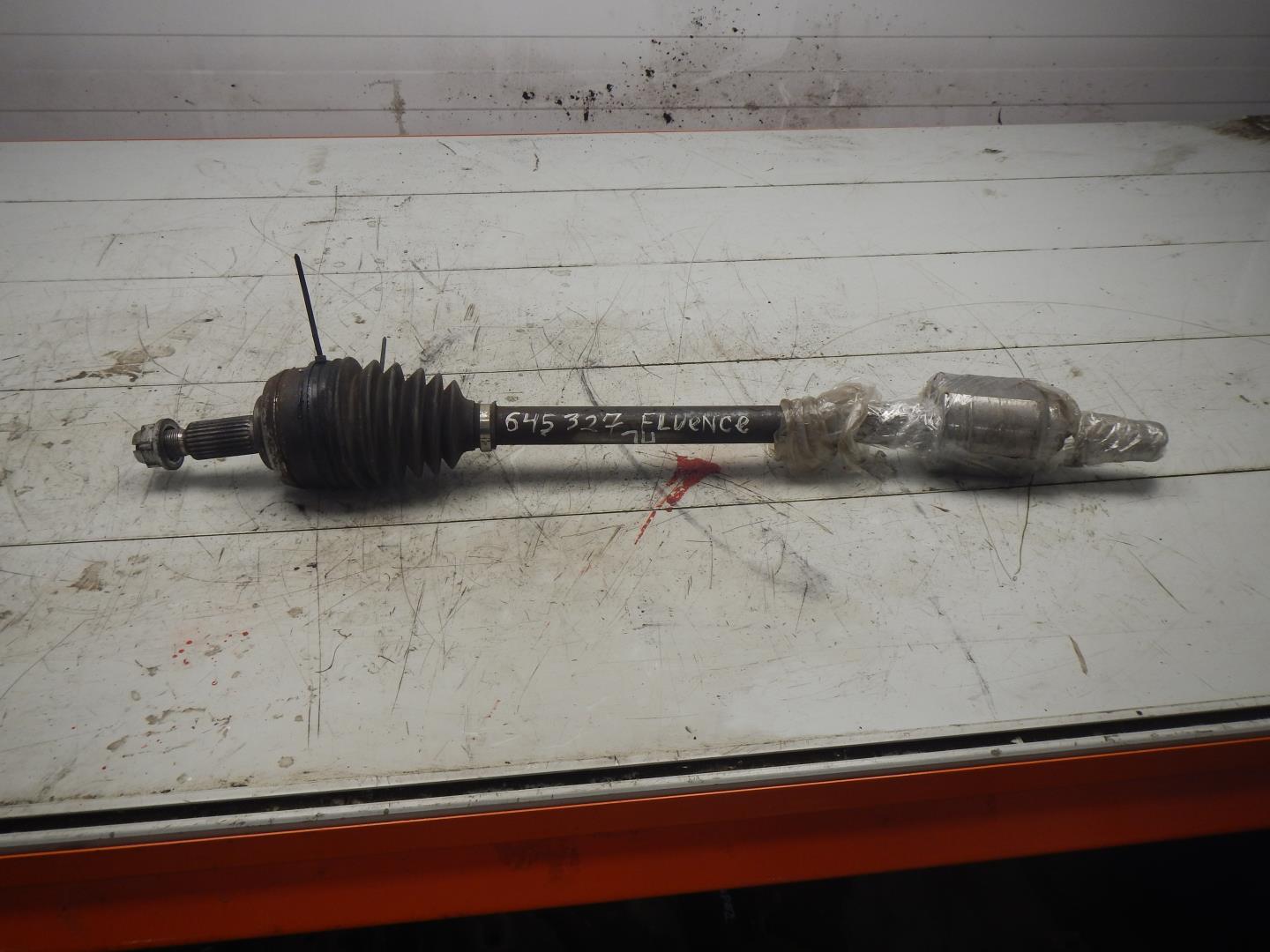 Полуось передняя левая