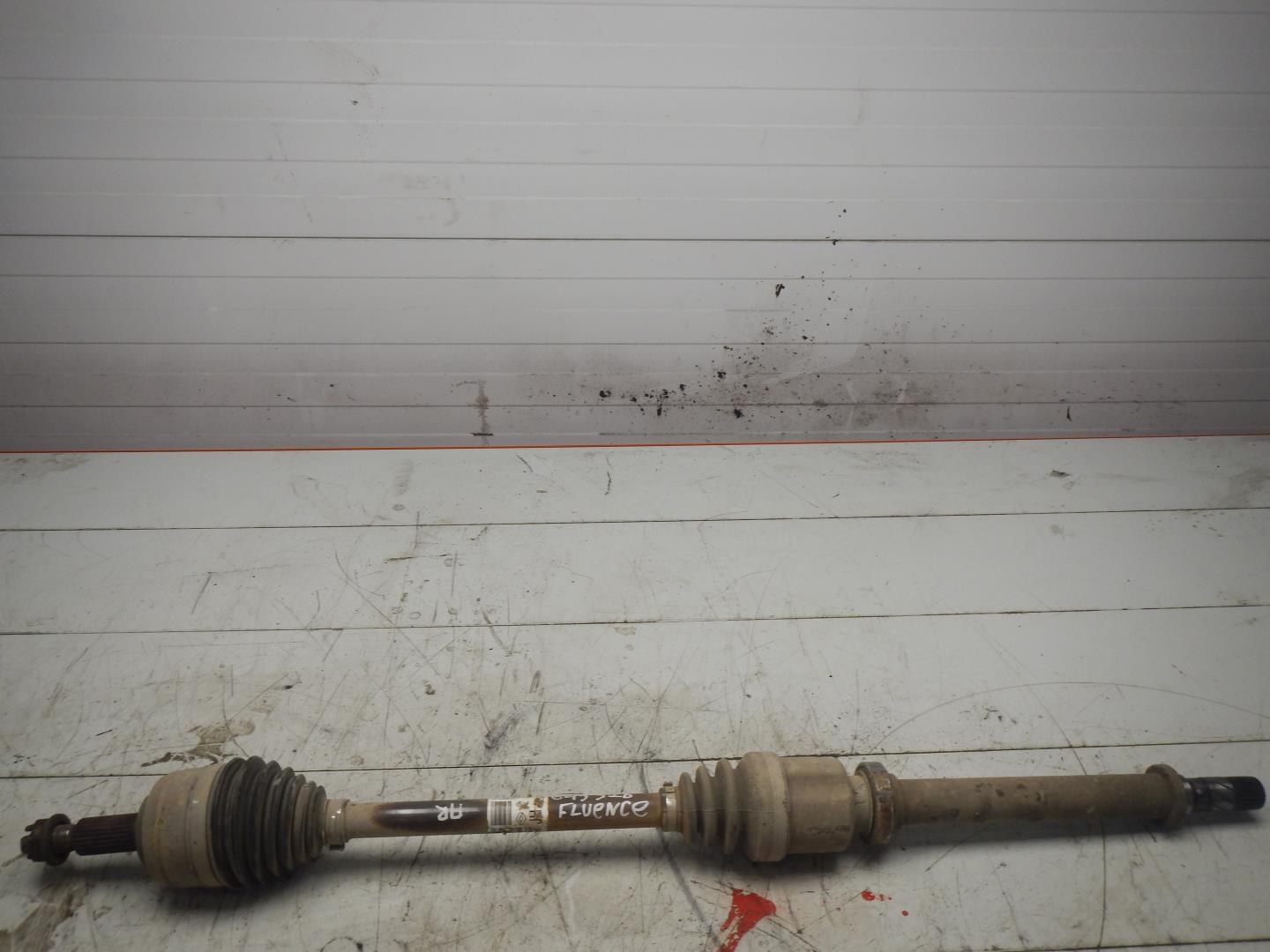 Полуось передняя правая