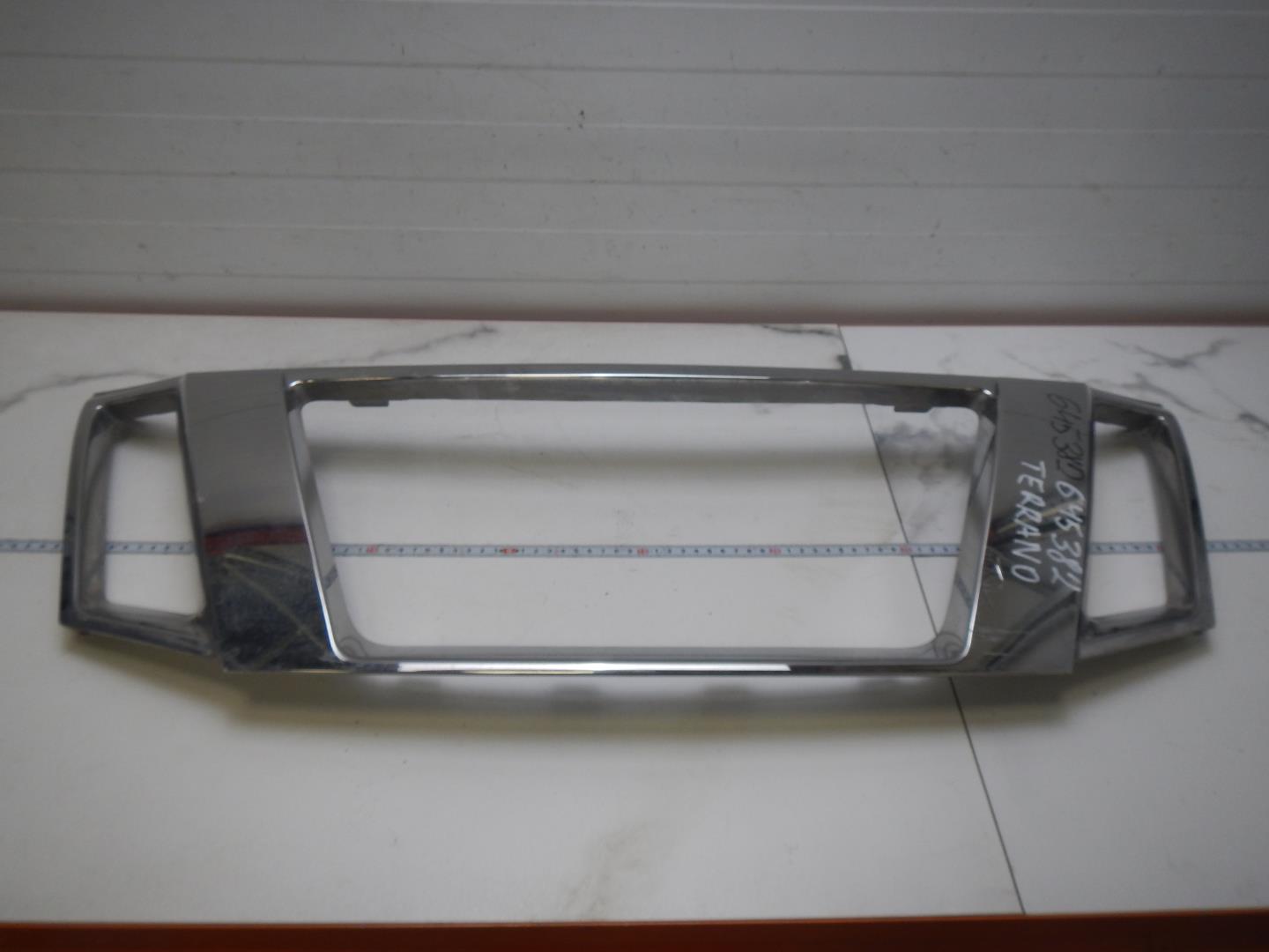 Накладка на решетку радиатора