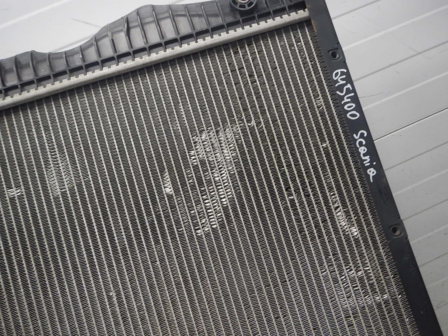 Радиатор охлаждения двигателя основной