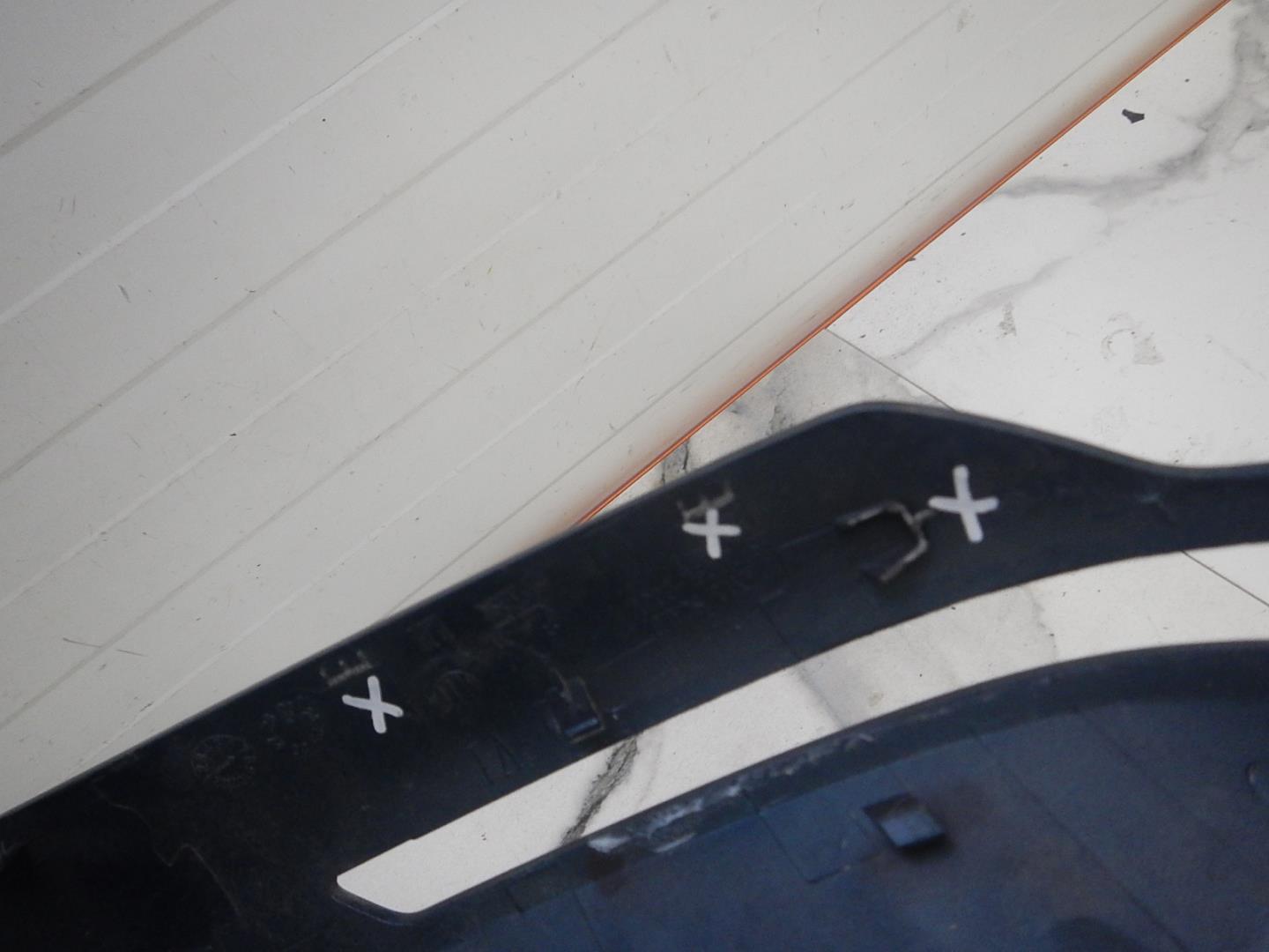 Крышка зеркала внутренняя левая