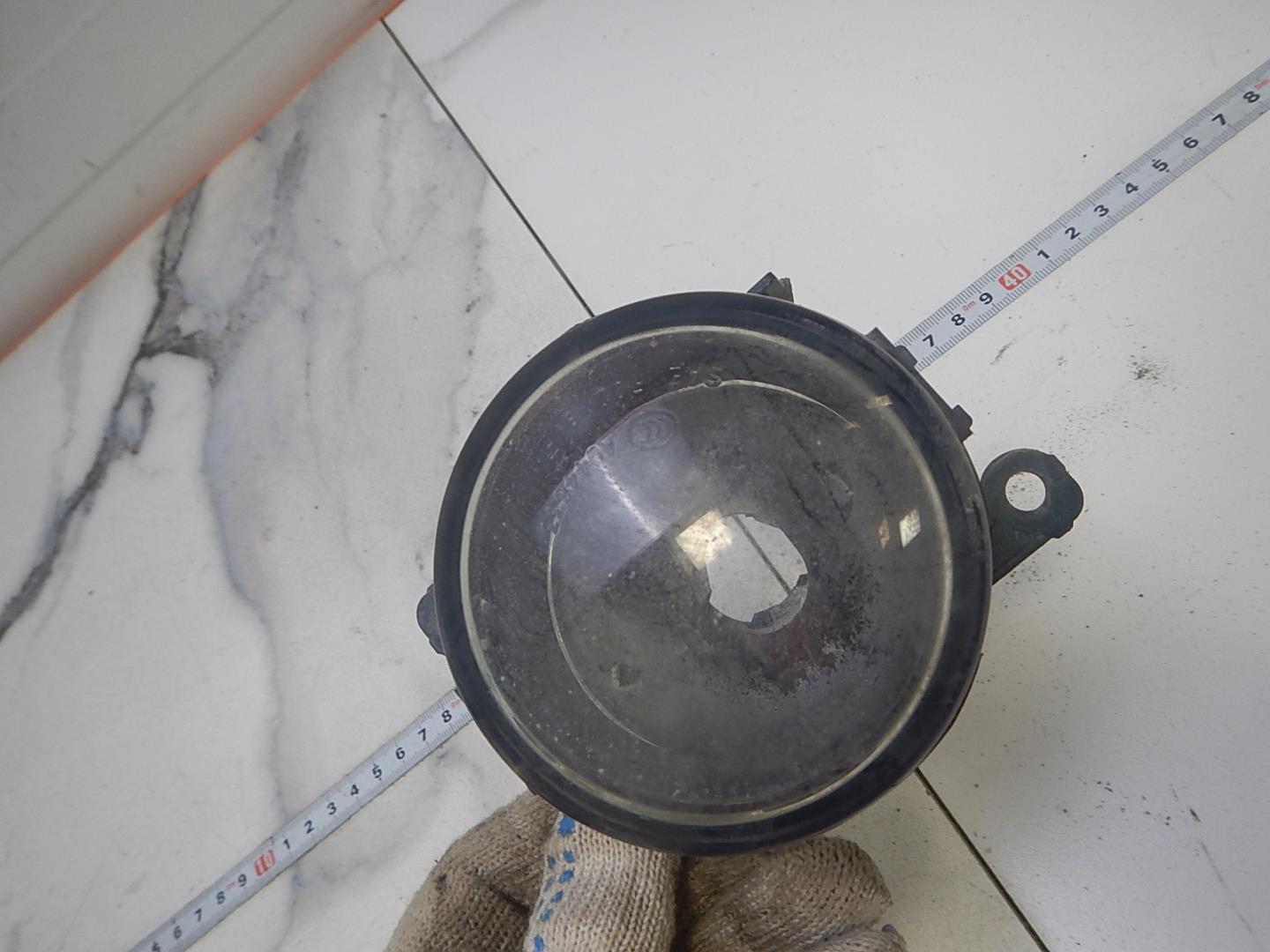 Фара противотуманная правая