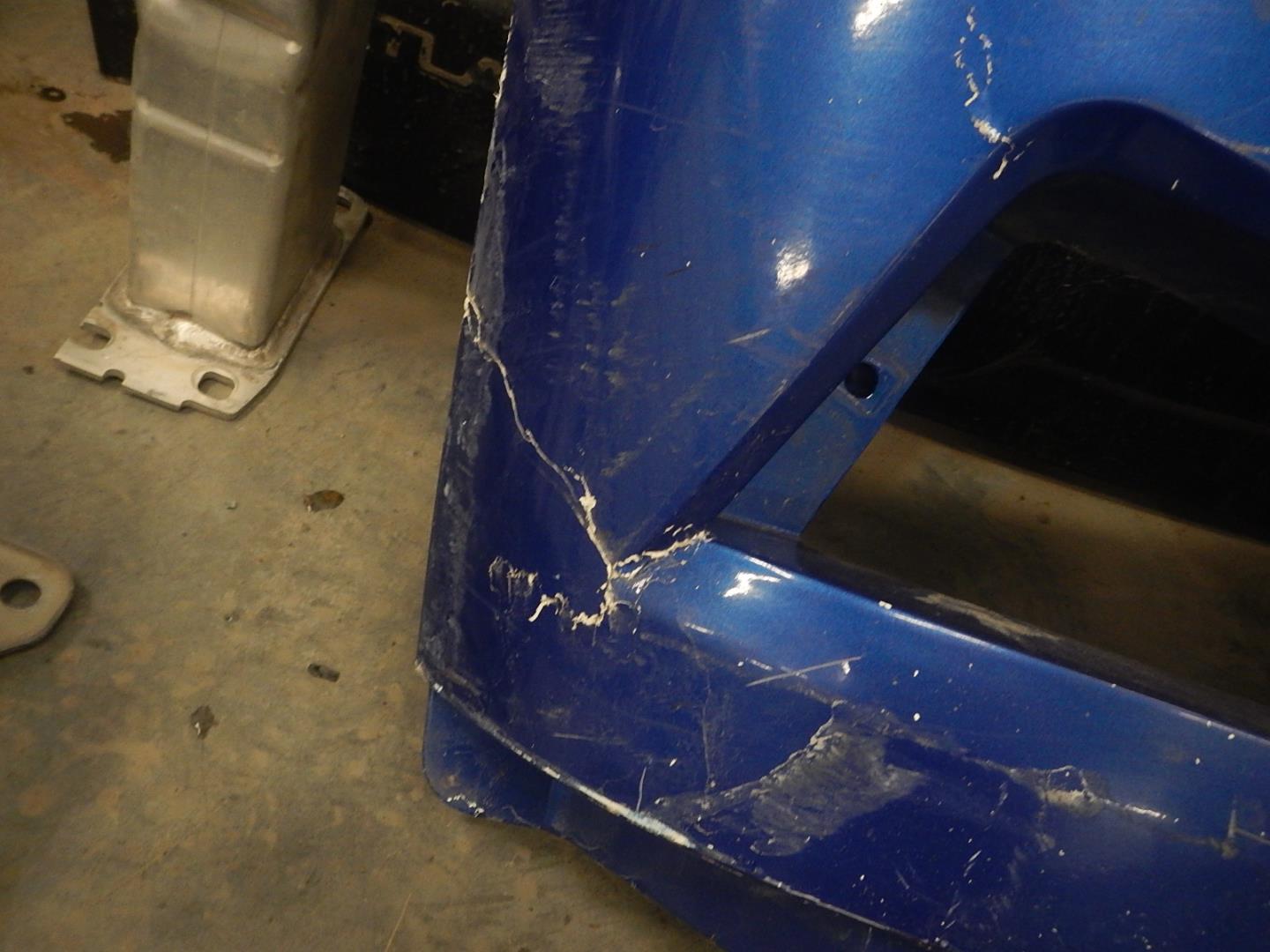 Бампер передний