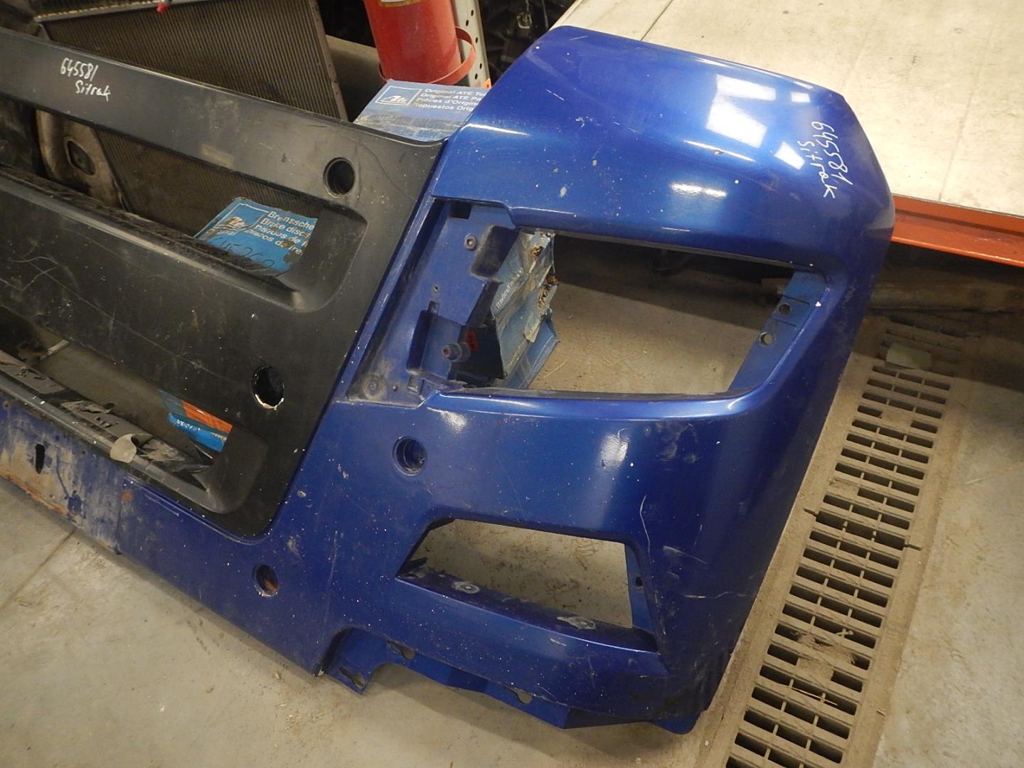 Бампер передний