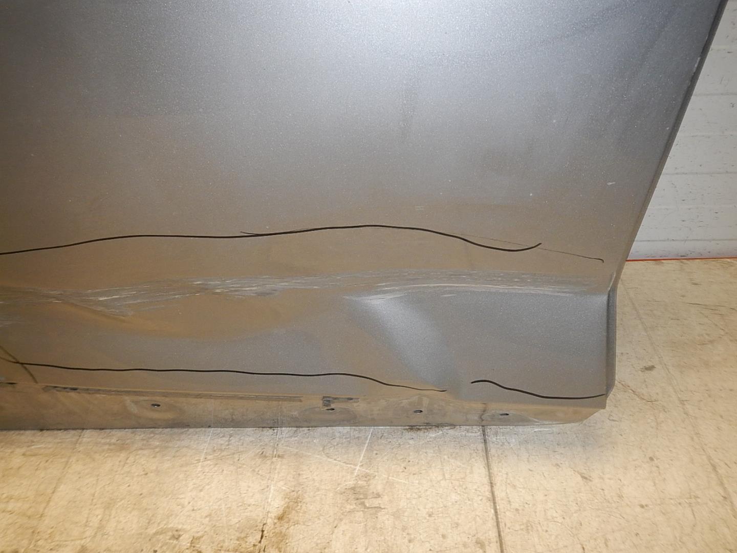 Дверь задняя правая