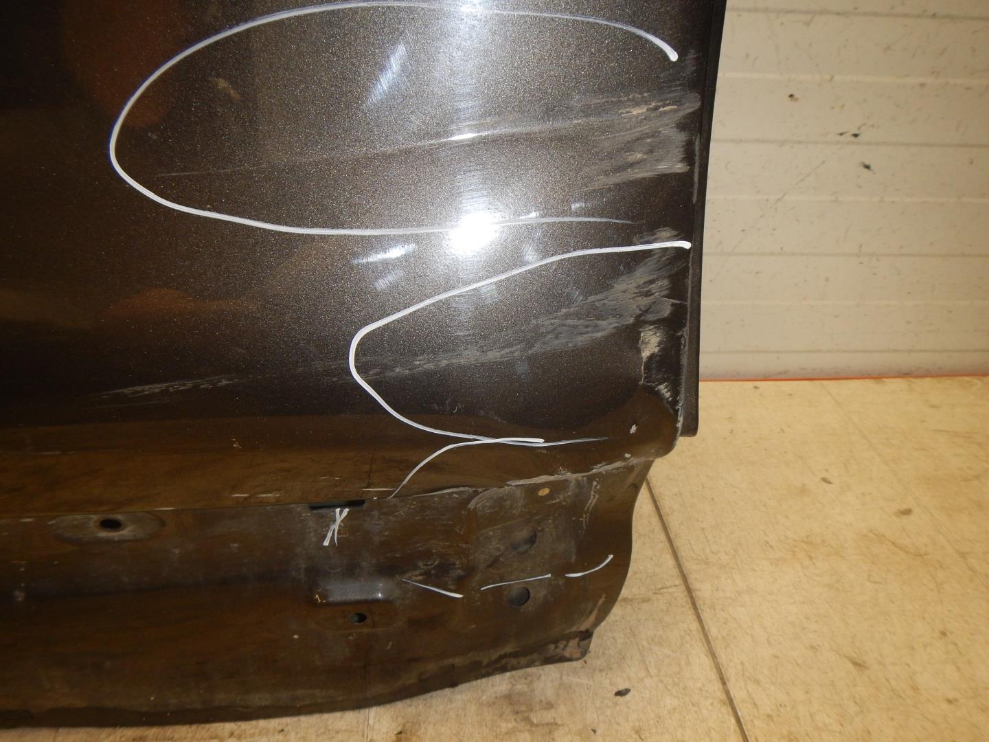 Дверь задняя правая