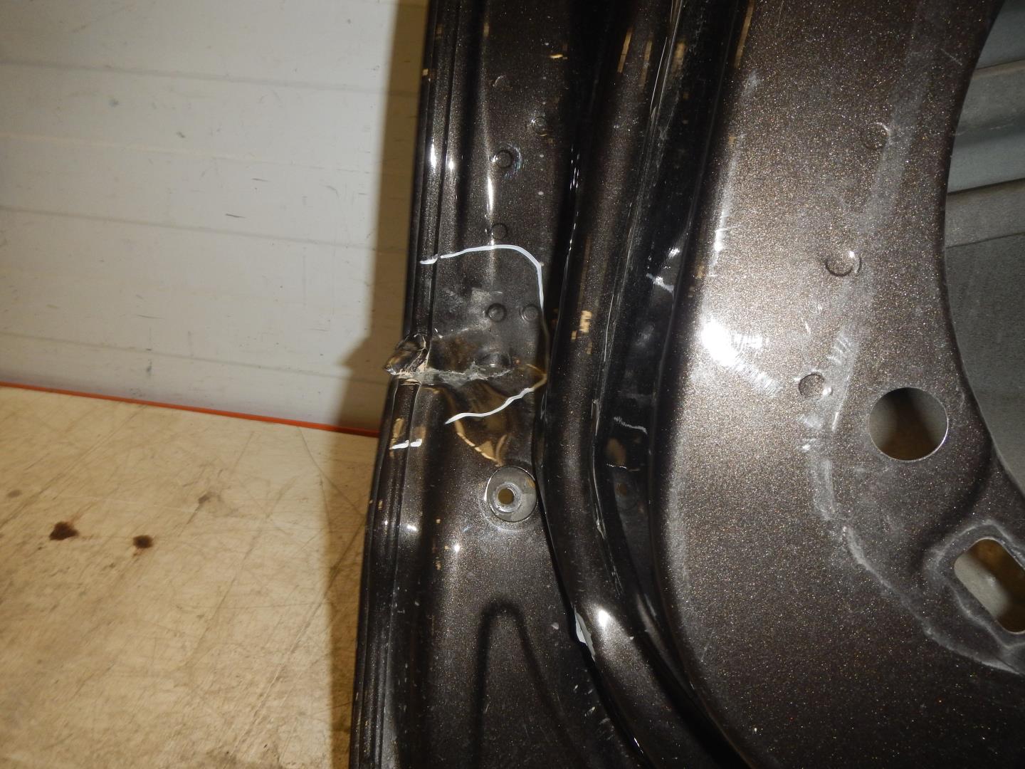 Дверь задняя правая