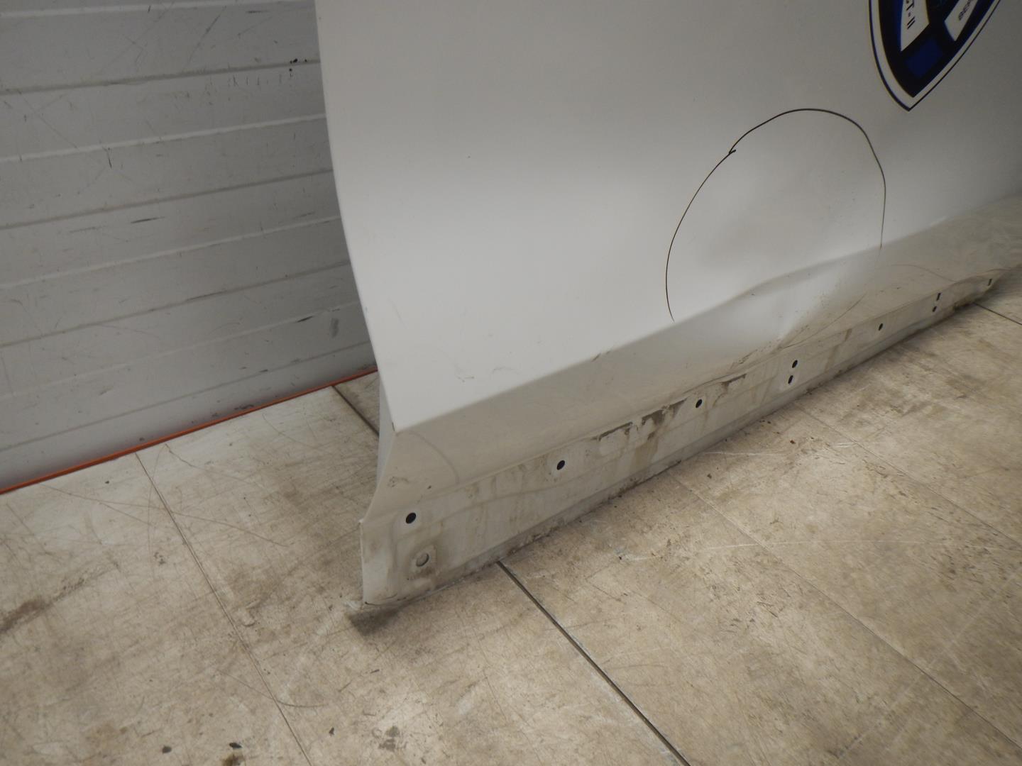 Дверь передняя правая