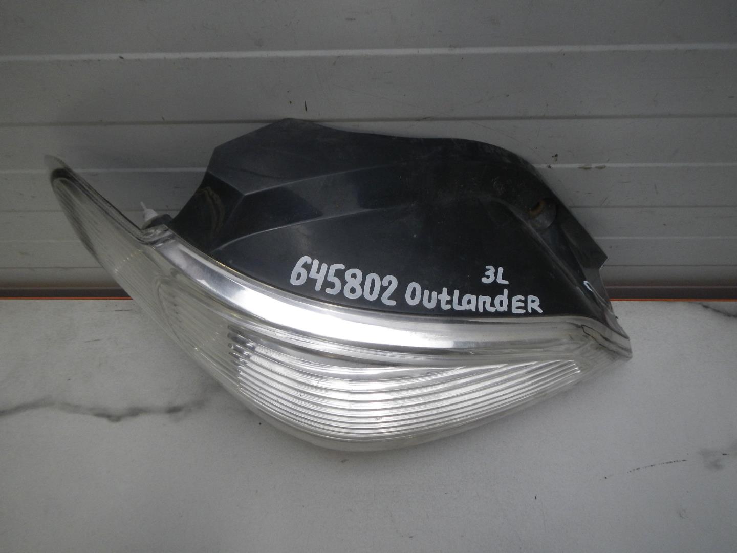 Фонарь задний левый