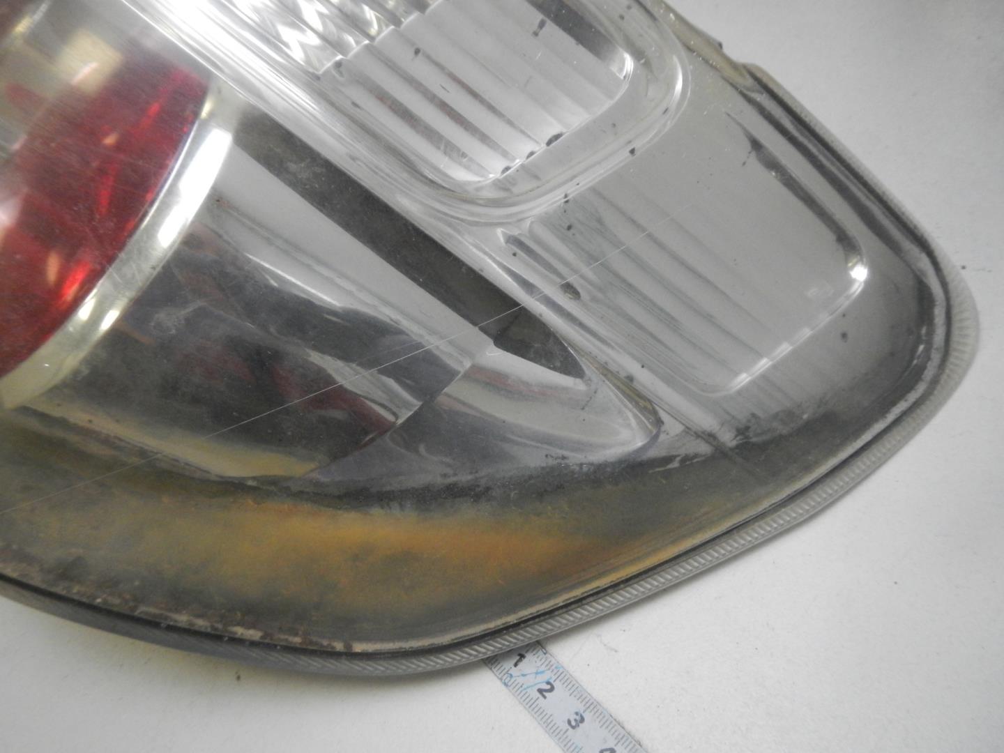 Фонарь задний правый