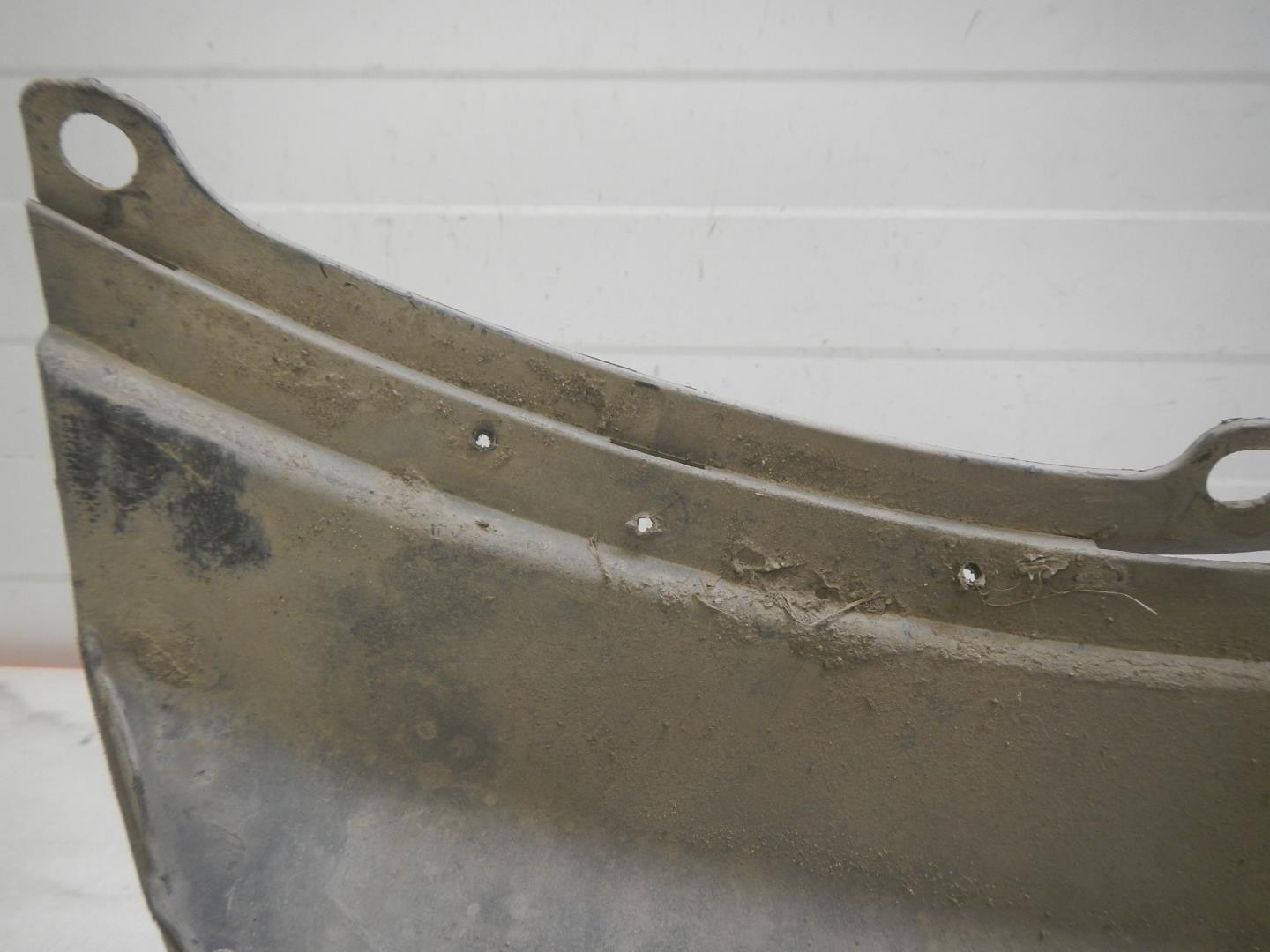 Решетка в бампер центральная