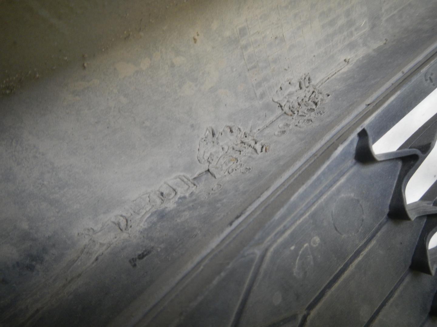 Решетка в бампер центральная