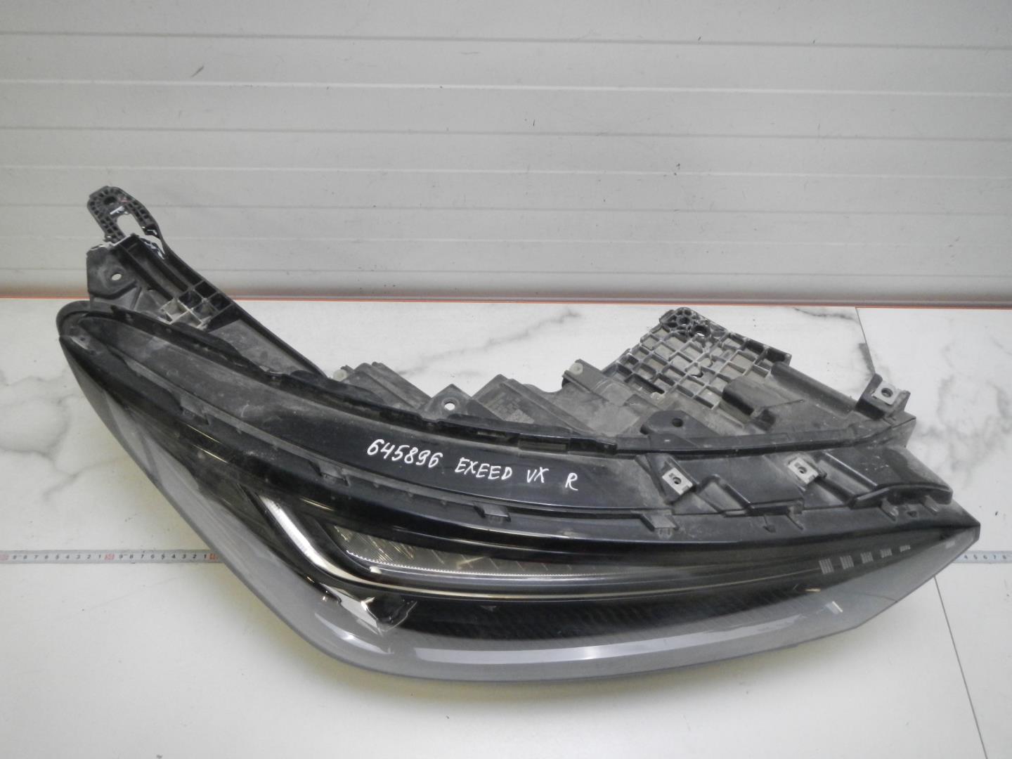 Фара правая