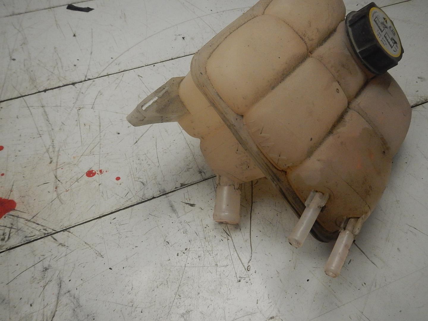 Бачок расширительный