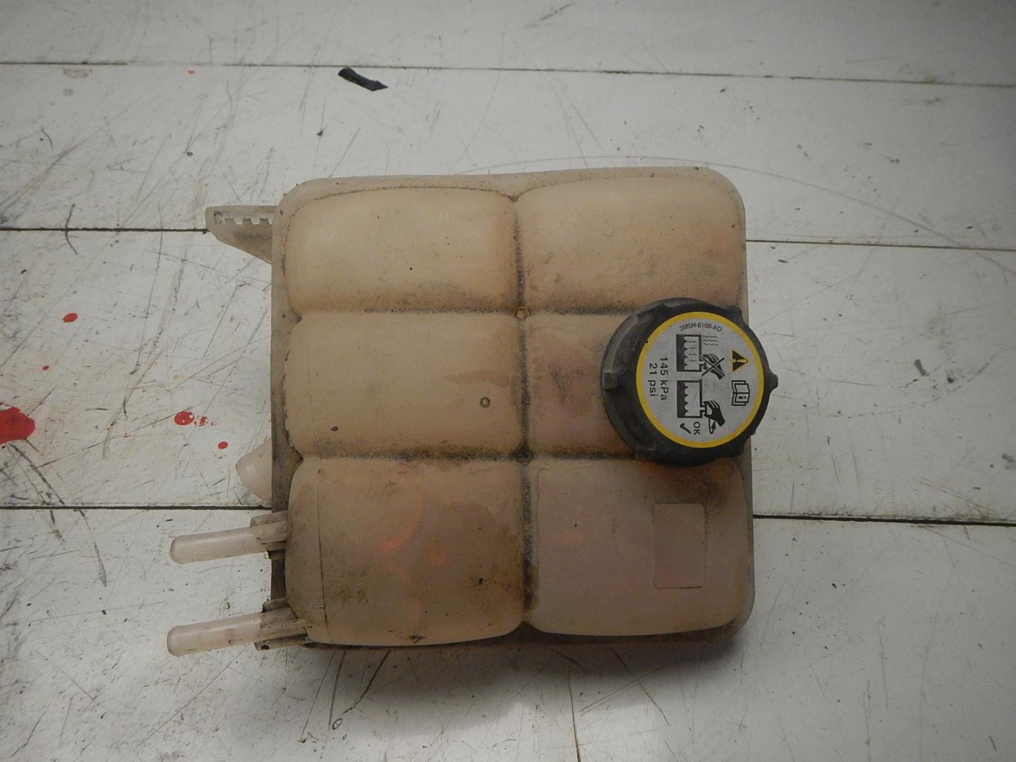 Бачок расширительный