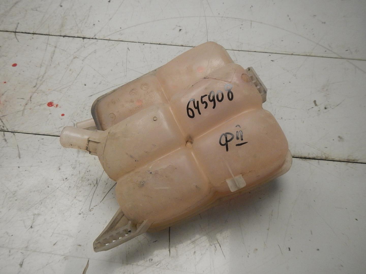 Бачок расширительный