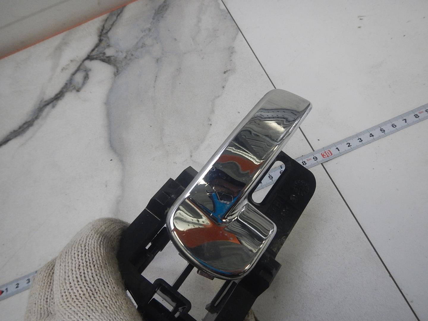 Ручка двери внутренняя правая