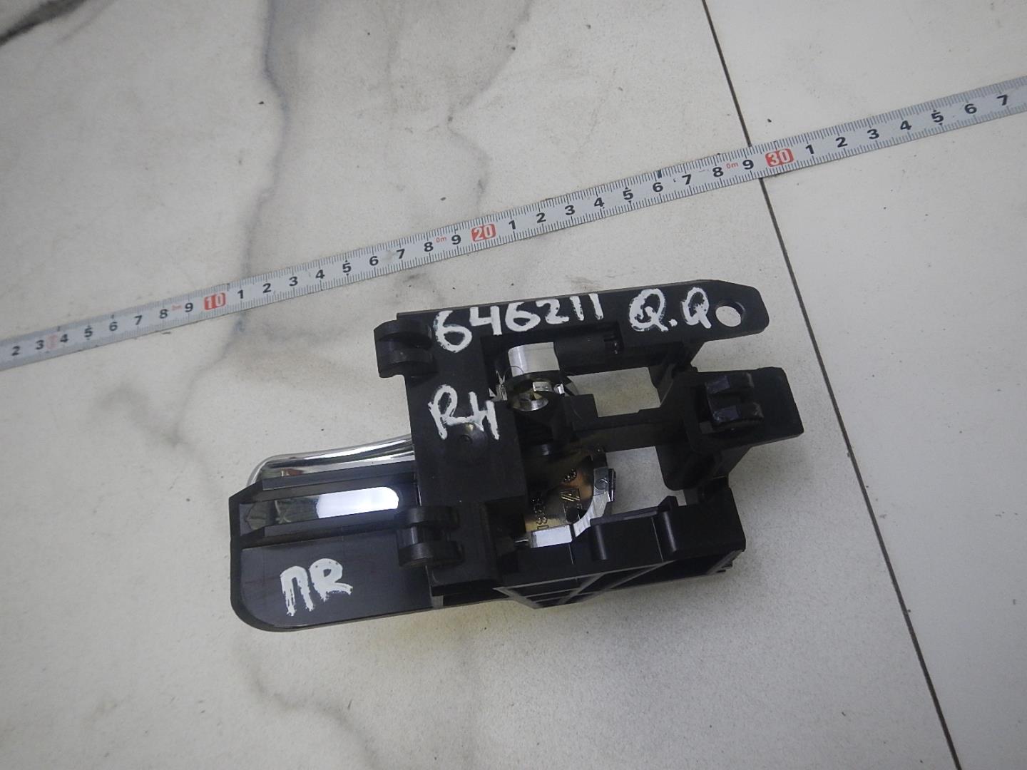 Ручка двери внутренняя правая